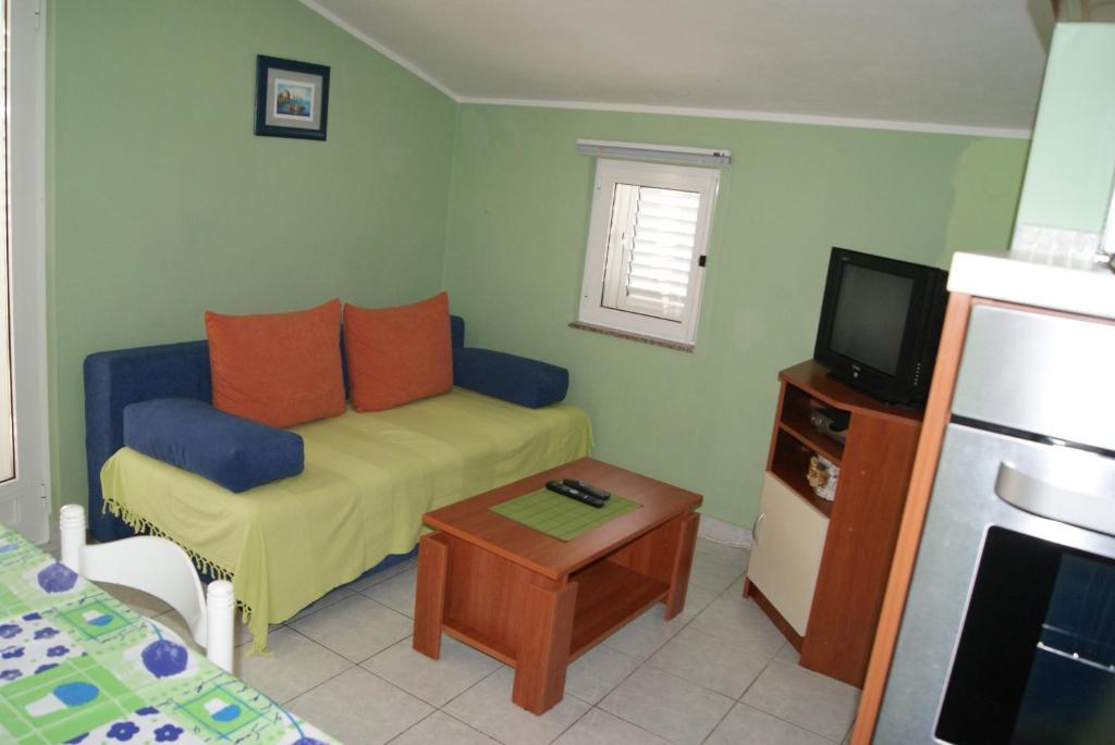 Apartments Marta - Zadar - Near The Sea Room photo