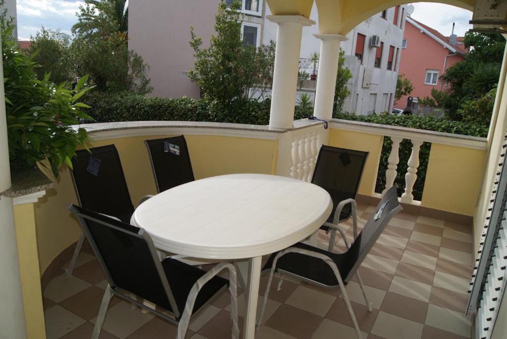 Apartments Marta - Zadar - Near The Sea Room photo